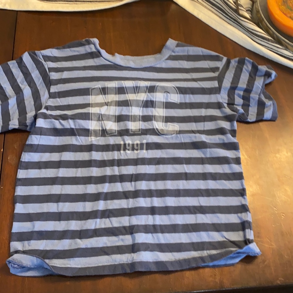 American Eagle T-shirt